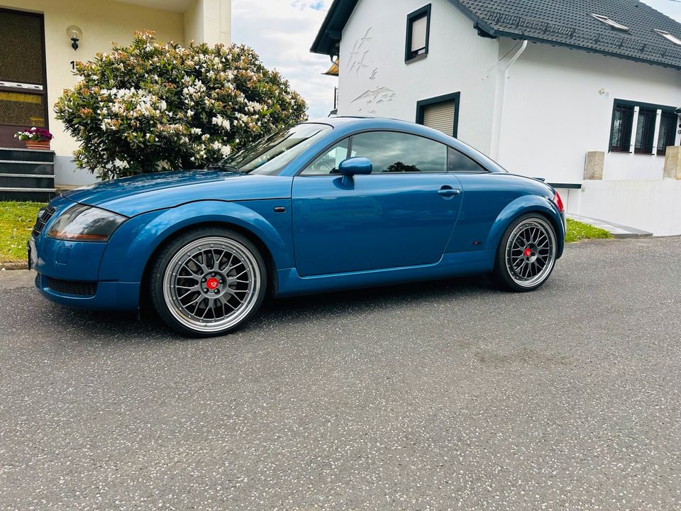 Audi TT 8N Coupé in Waldbröl