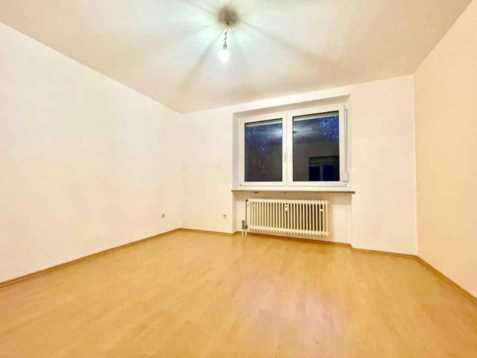 Bereits frei! Attraktive 3-Zimmer-Wohnung mit großem Südwestbalkon & ca. 74,1 qm im obersten Stock in Creußen