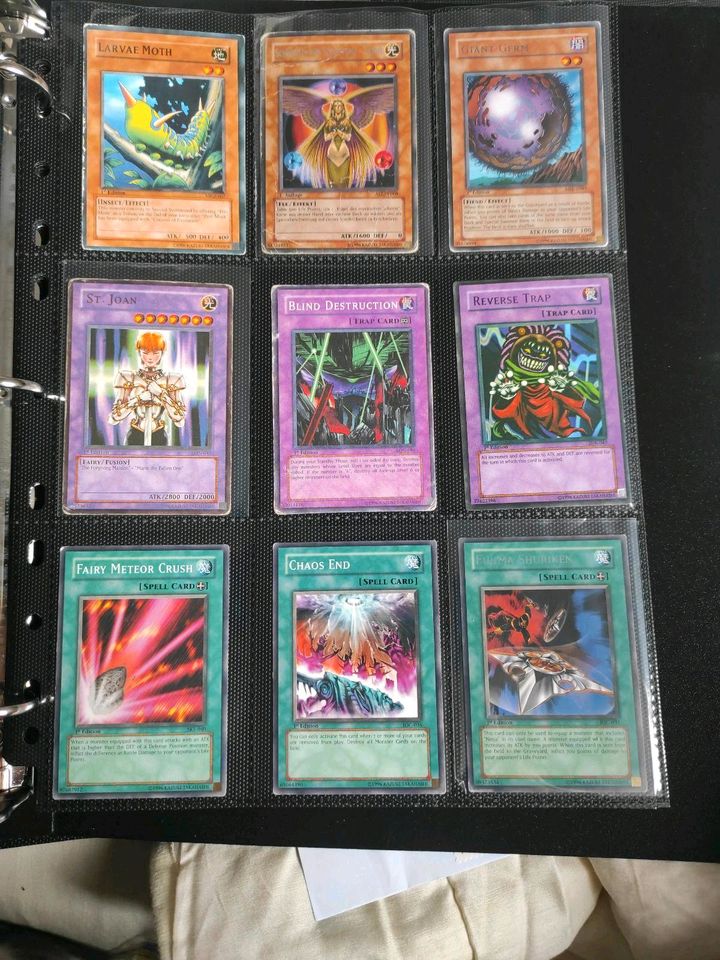 Yu-Gi-Oh! Sammelkarten. in Wipfeld