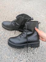 boots sehr guter Zustand Winter Herbst springer Schleswig-Holstein - Lübeck Vorschau