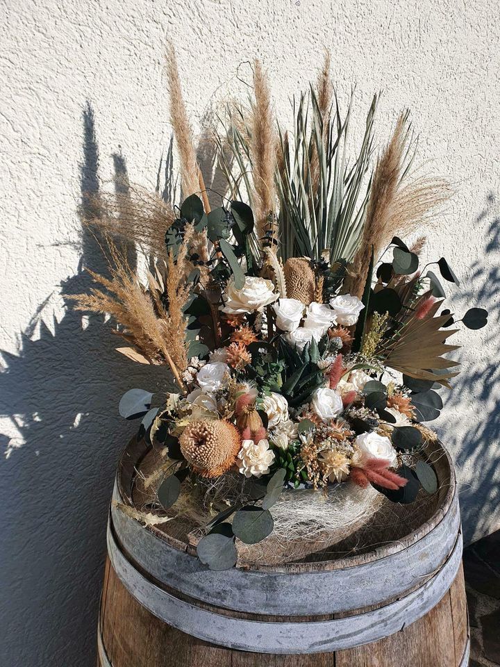 Trockenblumengestecke für Hochzeit Feier mieten in Lechbruck