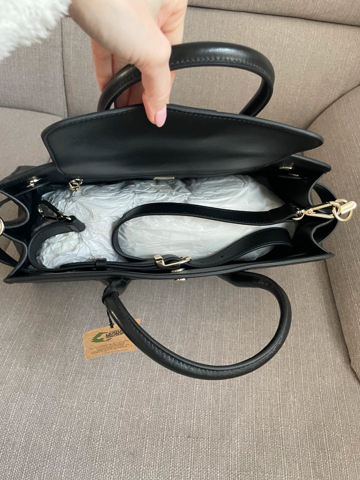 Aigner Handtasche Tilda schwarz Gold M in Dortmund