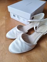 Rainbow Club Braut Schuhe Vida Ivory Satin Gr. 39 Baden-Württemberg - Leonberg Vorschau