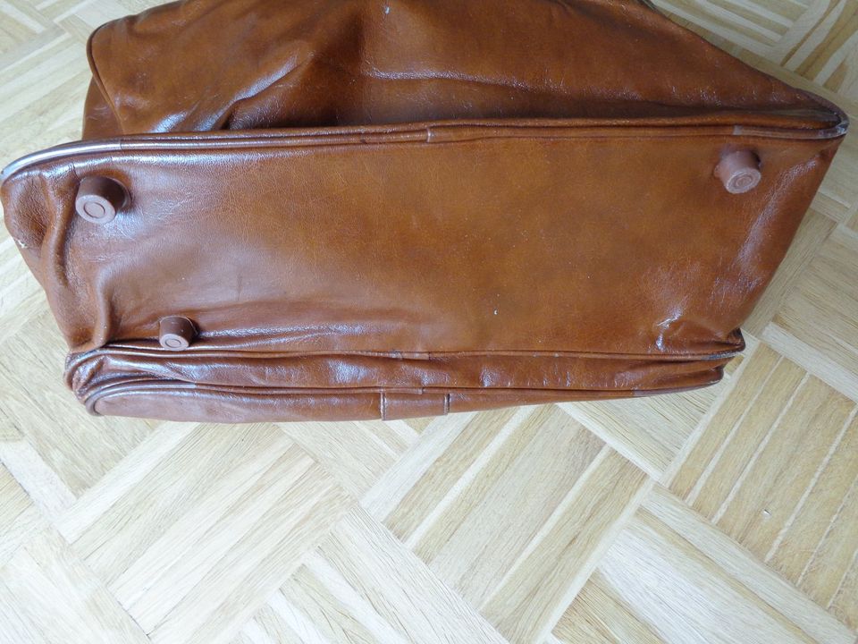 Vintage - Tasche, kleine Reisetasche,Aktentasche,Kunstleder,braun in Hamburg