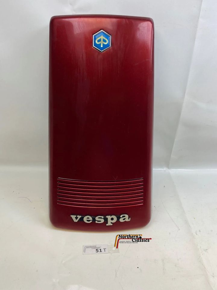 Vespa Cosa Kaskade Rot Bordeaux  VERKLEIDUNG 251876 (51t) in Aurich
