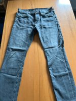 Tommy Hilfiger Jeans Gr. 32/32 Rheinland-Pfalz - Waldrach Vorschau