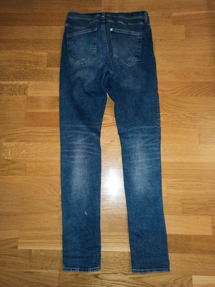 Jeans von H&M in München