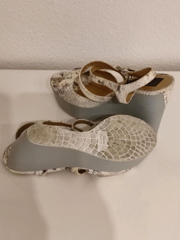 Sandalette Sandalen High Heels Pumps Ballerinas Sneaker in Kaarst