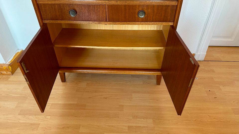 Vintage: top Highboard, Vitrinenschrank 60er, Lieferung möglich in Plauen