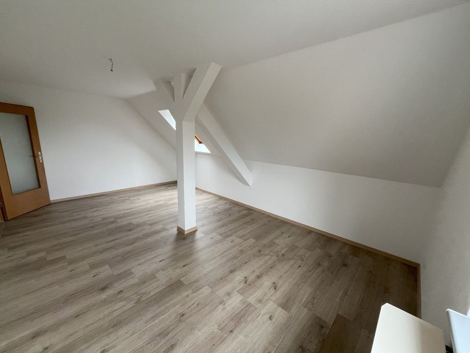 2-Raum-Wohnung mit Garage in Elgersdorf zu vermieten in Nossen