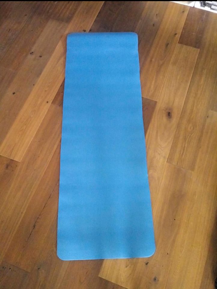 Sportmatte Trainingsmatte Fitnessmatte Yogamatte NEU 175x60x1cm in Bremen