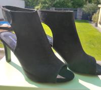 Pumps schwarz NEU Hessen - Roßdorf Vorschau