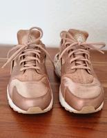 Nike Huarache (Damen) Niedersachsen - Nordhorn Vorschau