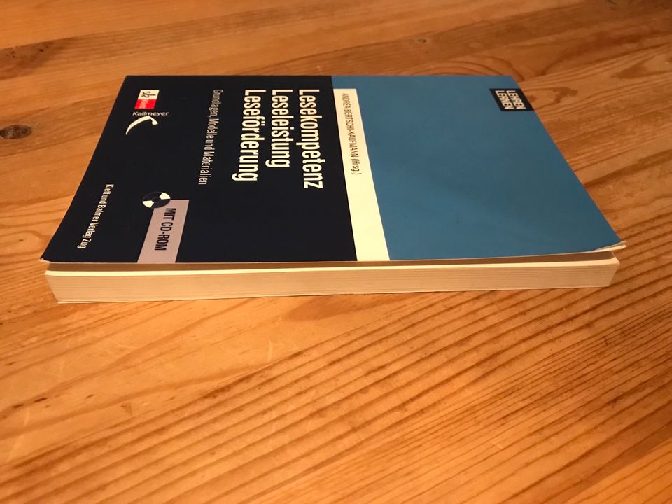 Buch zur Förderung der Lesekompetenz in Much