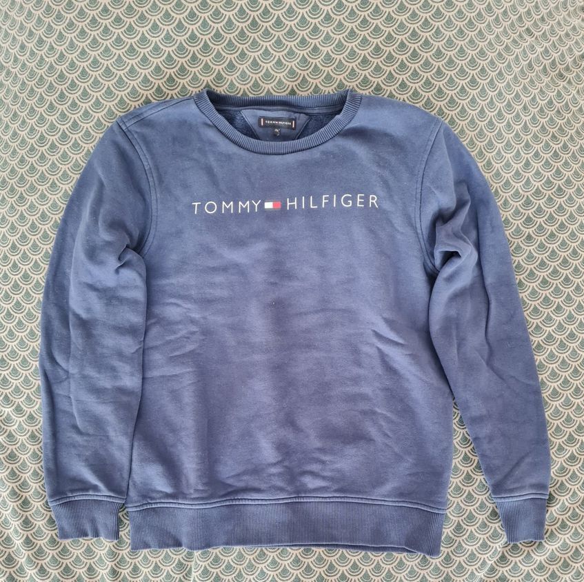 Tommy-Hilfiger-Sweatshirt Gr. 176 in Hannover