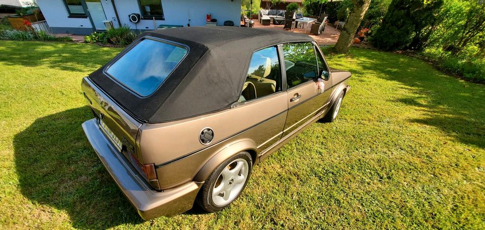 VW Golf I Cabrio, H-Kennzeichen, Erdbeerkörbchen in Donsieders