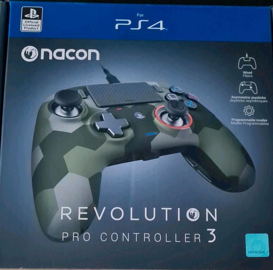 Ps4 controller Nacon mit Kabel in Stuttgart