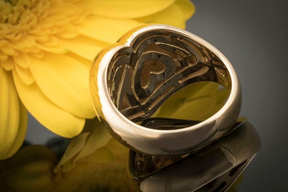 Chopard Herz Ring anschmiegsam in modernem Design aus 750er Gold in Wegberg