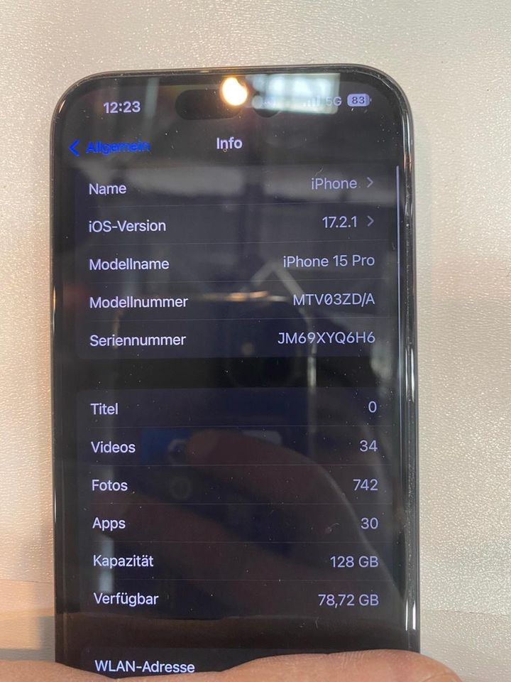 iPhone 15pro 128gb in Düsseldorf