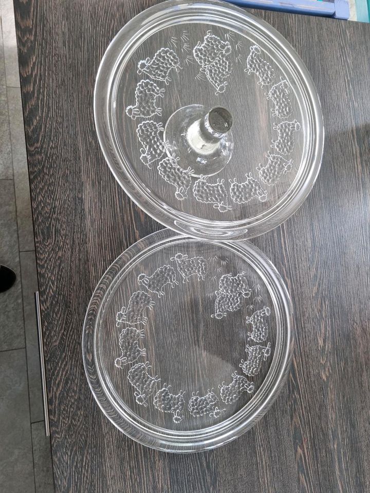 2 Tortenplatten aus Glas d= 31,5 cm in Otterberg