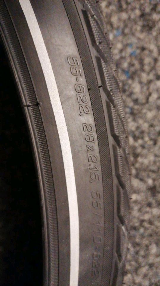 2 Reifen "Energizer Plus" 28x2,15 von SCHWALBE. in Renningen