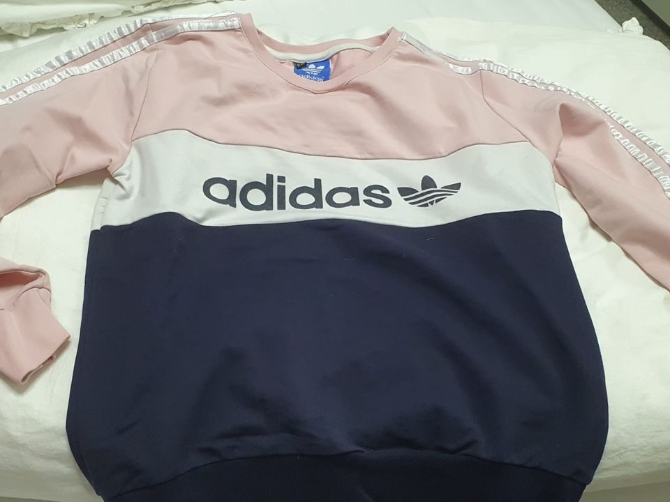 Adidas Pullover in Lippstadt