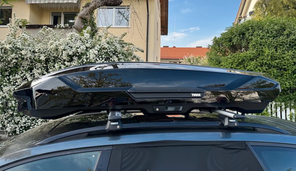 Thule Motion 3 / XT XL 500l Dachbox Mieten Leihen inkl. Träger in Germering