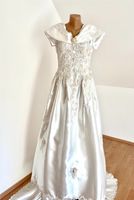 Brautkleid weiß mit Schleppe Nordrhein-Westfalen - Bünde Vorschau