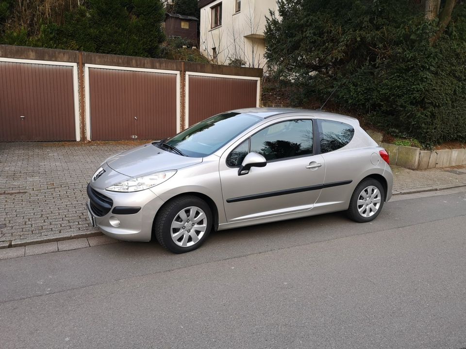 Peugeot 207, 1.4 in Mülheim (Ruhr)