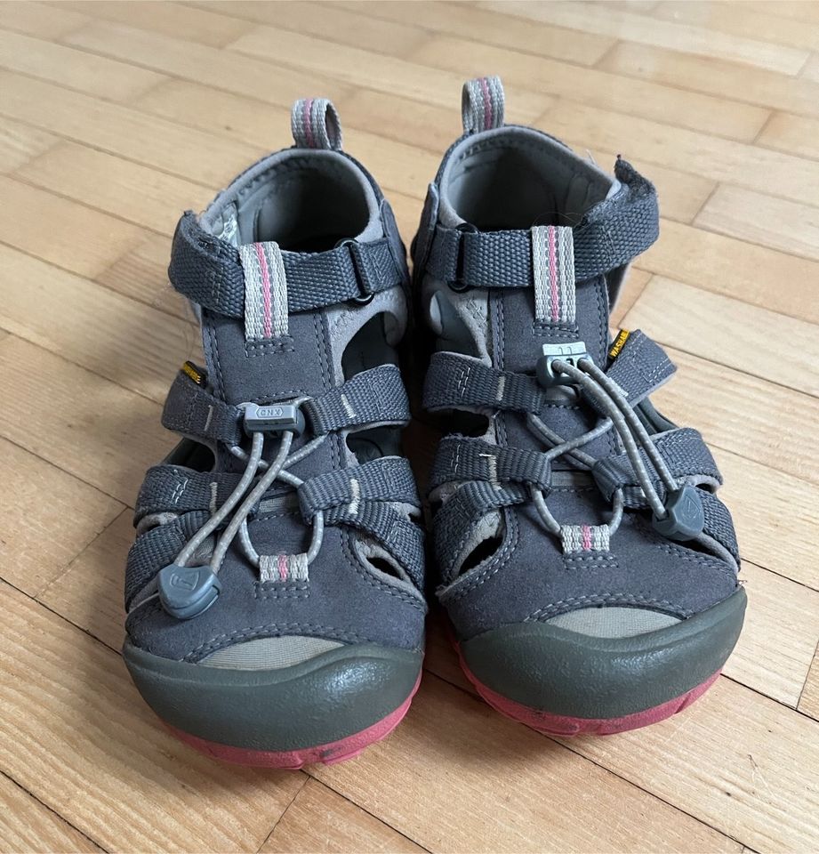 Keen Seacamp Sandalen grau Pink Gr.34 in Wangen im Allgäu