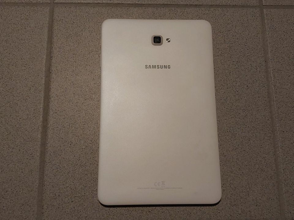 Samsung SM-T580 16 GB Weiß in Werneck
