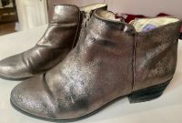 Ankle-Boots Buffalo goldbedampftes schwarzes Leder 39/6 Berlin - Wilmersdorf Vorschau