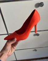 Neue Zara High heels Pumps aus Samt 38 Neon orange Absatz Schuhe Berlin - Pankow Vorschau