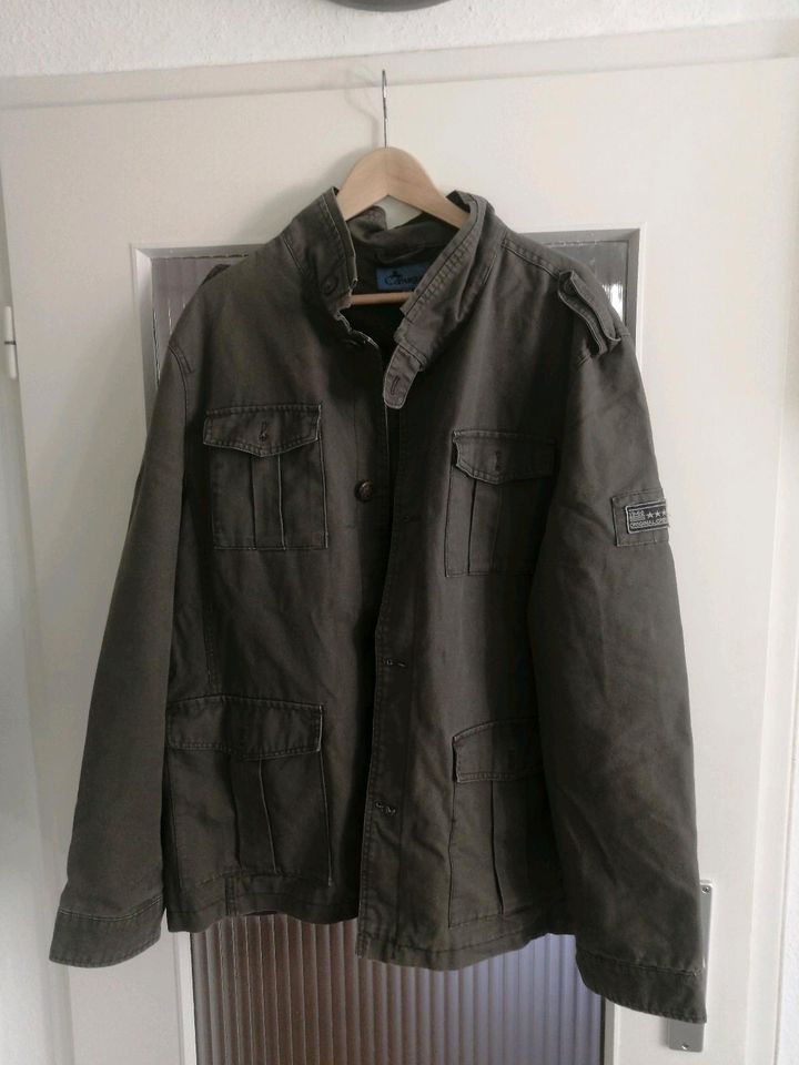 Army Jacke GRÖßE XL in Hamburg