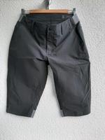 "HAGLÖFS" NEU! kurze Sommer Frauen Hose in gr. 38 Bayern - Unterhaching Vorschau