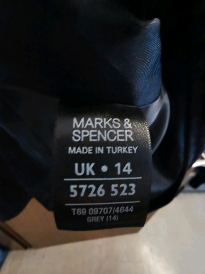 Mantel, Marks&Spencer, NEU, UK Größe 14 in Berlin