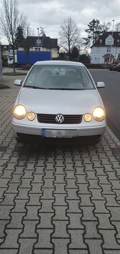 Vw Polo 9n Kleinwagen Anfänger Auto mit Klimaanlage tüv 05/25 in Solingen