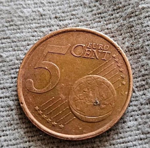 5 Cent Münze Frankreich mit Fehlprägung in Goldenstedt