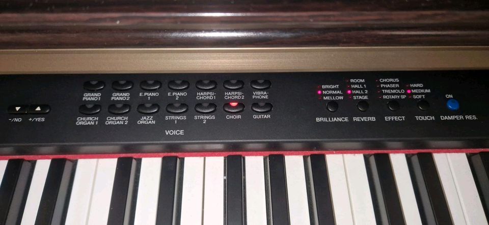 Yamaha Clavinova E-Piano CLP 330 in Bremen