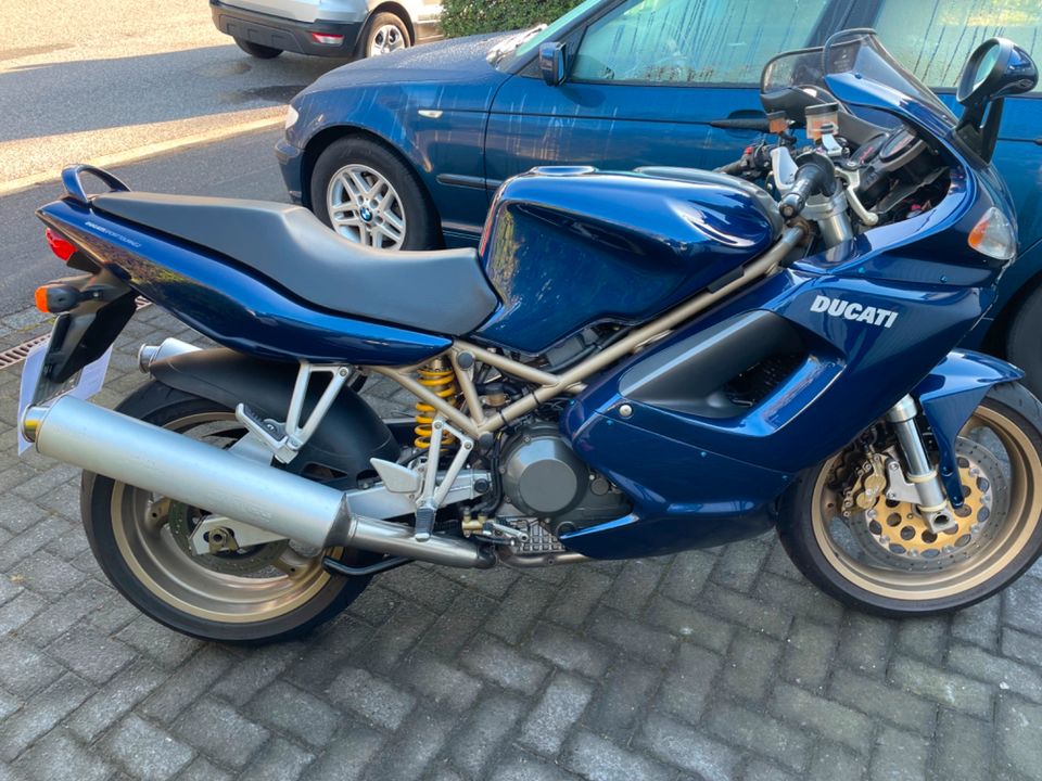 Ducati Sporttouring ST 2 (S1) in Bergisch Gladbach