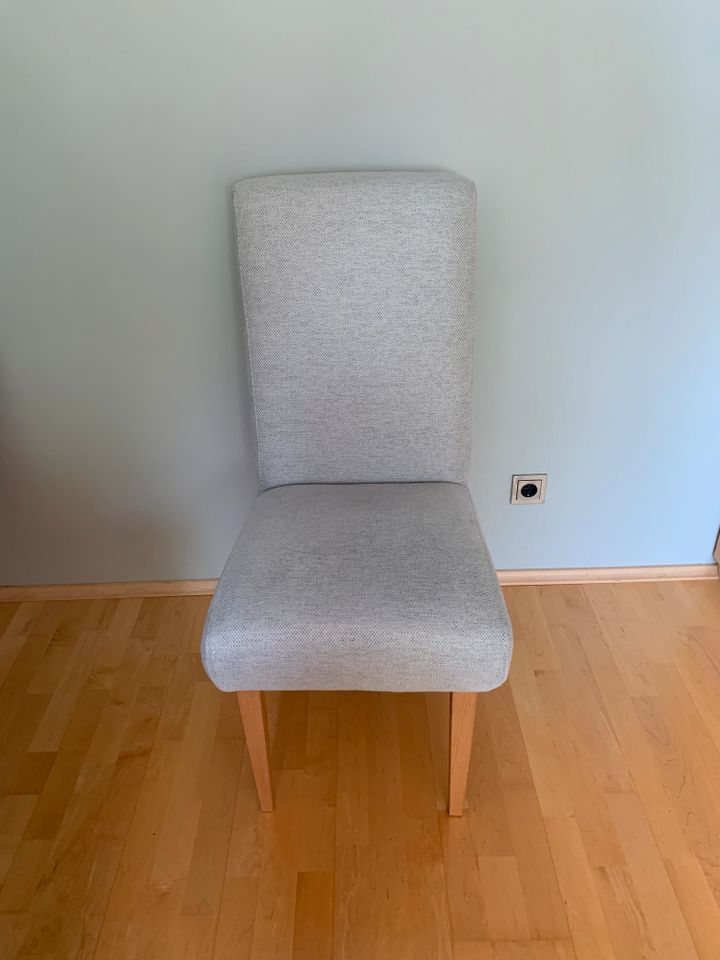 2 Esszimmer-Stühle und ein Sessel in Mühlheim am Main