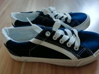 Kinder Stoff Schuhe Sneaker Gr. 32 neu ungetragen Nordrhein-Westfalen - Neuss Vorschau