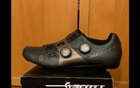 SCOTT Python Rennradschuhe Carbon / 1x 42, 1x 43 Köln - Widdersdorf Vorschau