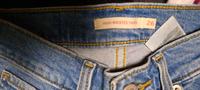 Levis Jeans Größe W26 neuw. Nordrhein-Westfalen - Velbert Vorschau
