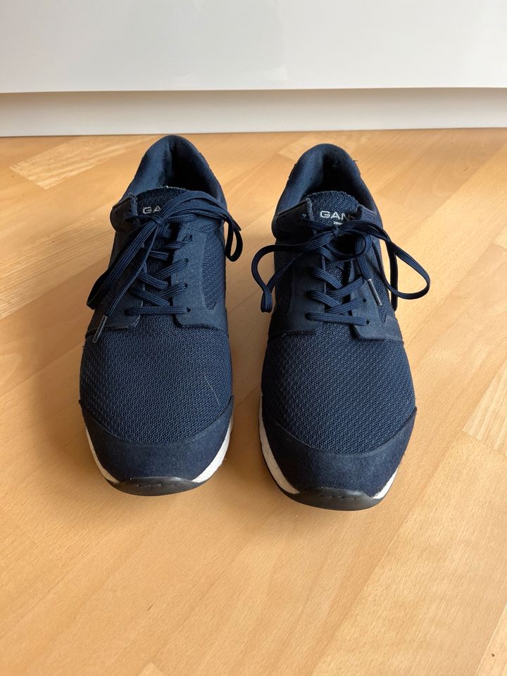 Blaue Sneaker aus Stoff von GANT, Gr.44 in Hamburg