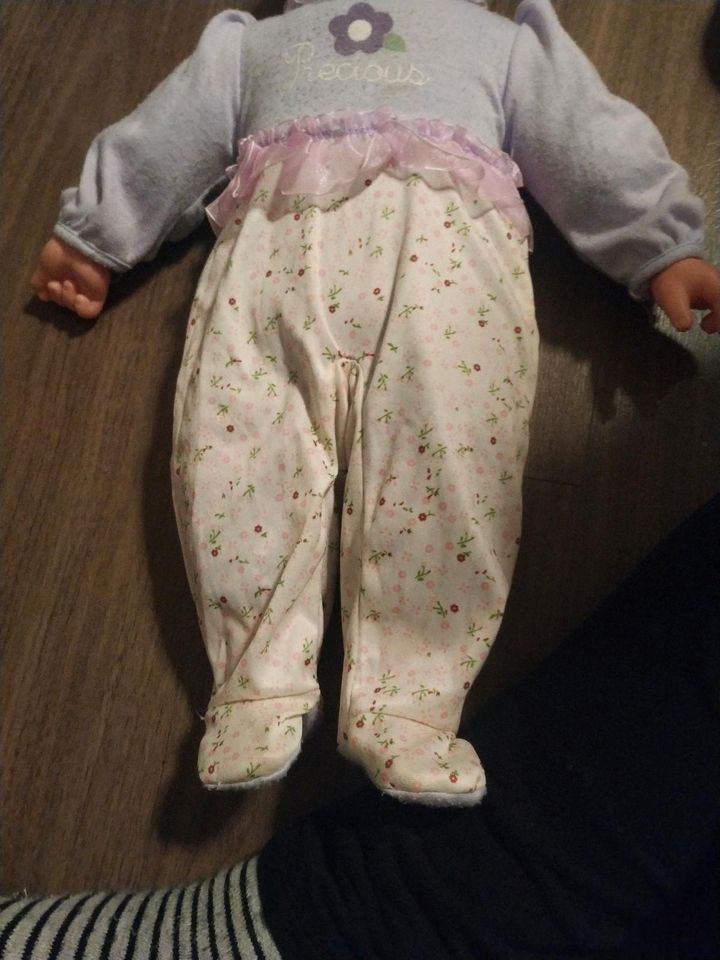 Baby Puppe in Oberschleißheim