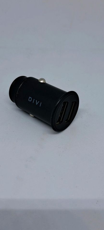 DIVI Kfz-Ladegerät, Ultra kompakt, 2 USB-Ports in Hessen