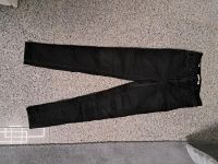 Levis Jeans schwarz 25/28 Damenhose Baden-Württemberg - Heidenheim an der Brenz Vorschau