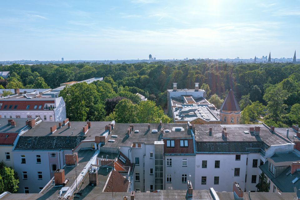 Vermietete 1,5-Zimmerwohnung mit Wannenbad und Aufzug in Trendlage Berlins in Berlin