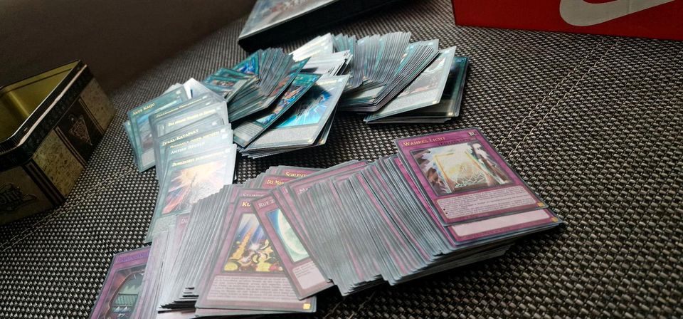 Yu gi oh kartensammlung in Zehdenick